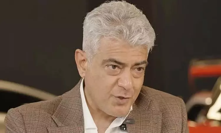 நடிகர் அஜித்தின் எளிமை கண்டு வியந்த திரைப்பட விமர்சகர்