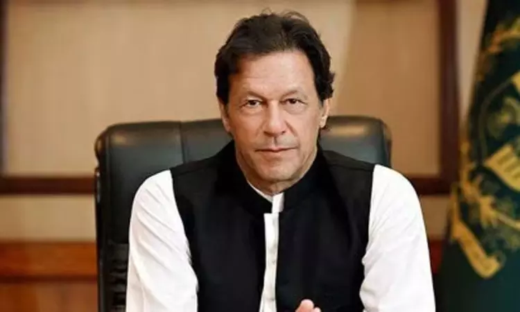 பாகிஸ்தான் முன்னாள் பிரதமர் இம்ரான் கான் நலமாக உள்ளார் - சகோதரி தகவல்