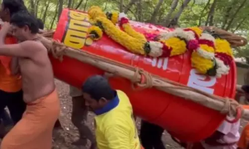 மலைக்கு கொண்டு செல்லப்பட்டது மகா தீப கொப்பரை