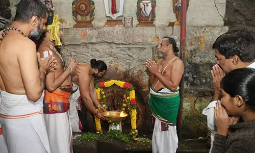 திருமலையில் சக்கர தீர்த்த முக்கொடி உற்சவம்