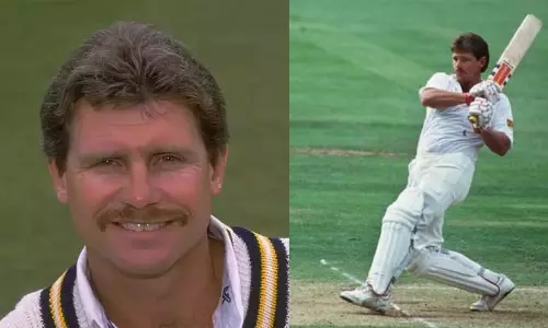 இங்கிலாந்து முன்னாள் கிரிக்கெட் வீரர் மரணம்; ரசிகர்கள் அதிர்ச்சி