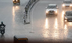 சென்னை, திருவள்ளூரை சூழும் கனமழை மேகங்கள்