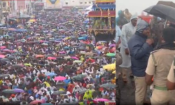 திருவண்ணாமலையில் லேசான மழை திருவண்ணாமலையில் லேசான மழை