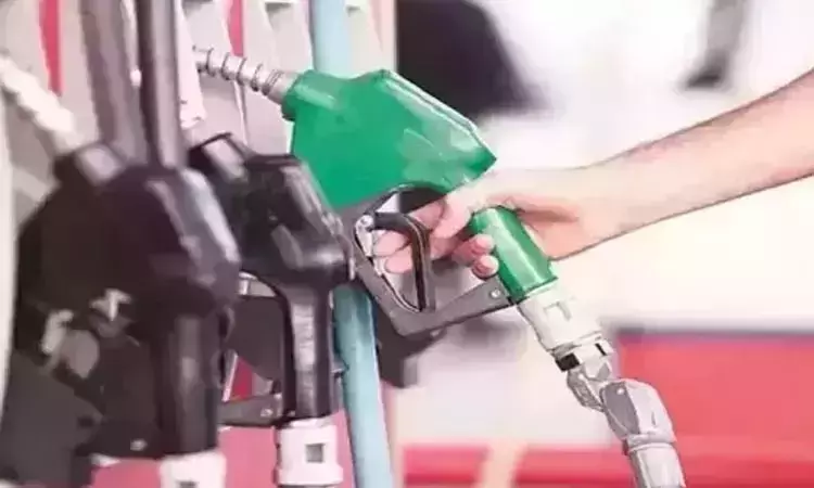 சென்னையில் இன்றைய பெட்ரோல், டீசல் விலை நிலவரம் சென்னையில் இன்றைய பெட்ரோல், டீசல் விலை நிலவரம்