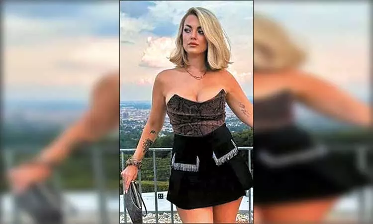 மாடல் அழகியை கொன்று சூட்கேசில் அடைத்த முன்னாள் காதலன் - ஆஸ்திரியாவில் பரபரப்பு மாடல் அழகியை கொன்று சூட்கேசில் அடைத்த முன்னாள் காதலன் - ஆஸ்திரியாவில் பரபரப்பு