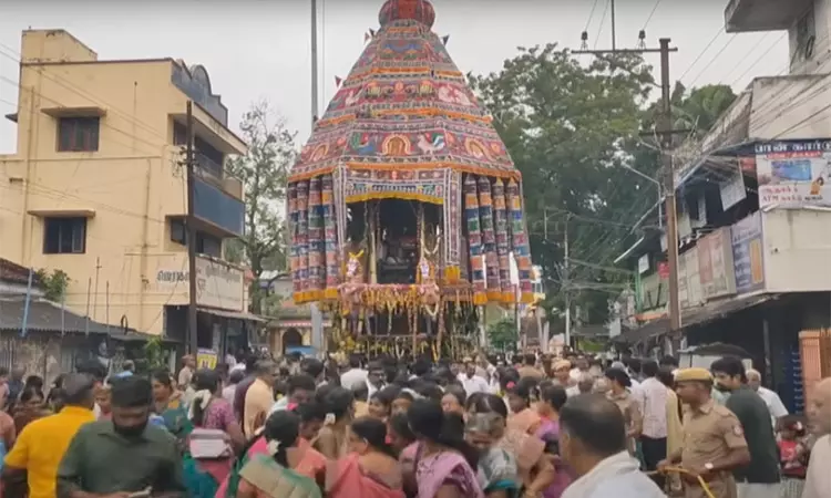 கார்த்திகை தீபத்திருவிழா: சுவாமிமலையில் தேரோட்டம்