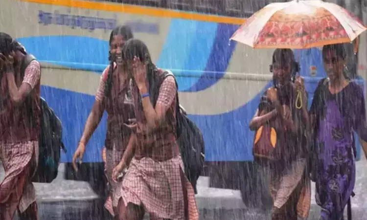 சென்னை உட்பட 2 மாவட்டங்களில் நாளை பள்ளிகளுக்கு விடுமுறை