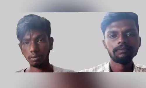 தூத்துக்குடியில் பெண்களிடம் நகை பறித்த 2 பேர் கேரளாவில் கைது: 18 சவரன் பறிமுதல்