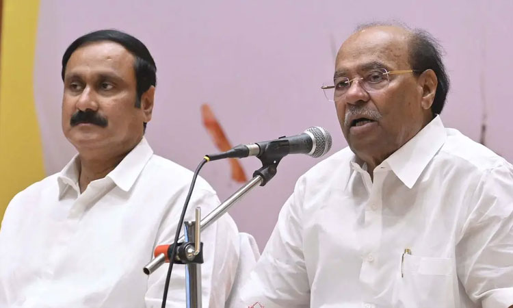 பாமக உரிமை கோரல் விவகாரம்: உரிமையியல் நீதிமன்றத்தை அணுக ராமதாஸ்க்கு டெல்லி ஐகோர்ட்டு உத்தரவு
