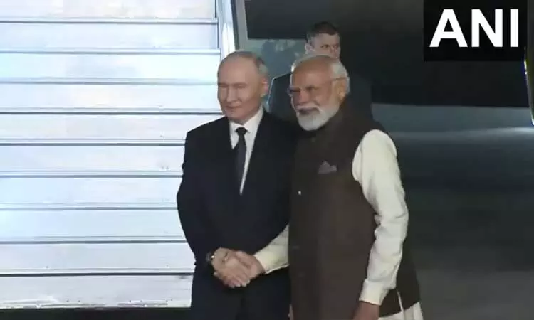 2 நாள் அரசு முறைப்பயணமாக இந்தியா வந்தடைந்தார் ரஷிய அதிபர் புதின் 2 நாள் அரசு முறைப்பயணமாக இந்தியா வந்தடைந்தார் ரஷிய அதிபர் புதின்