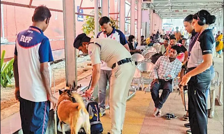 இன்று பாபர் மசூதி இடிப்பு தினம்: தமிழகம் முழுவதும் 1 லட்சம் போலீசார் ‘உஷார்’