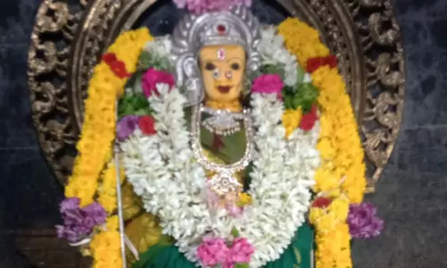 நொய்யல்: அம்மன் கோவில்களில் பௌர்ணமி சிறப்பு வழிபாடு நொய்யல்: அம்மன் கோவில்களில் பௌர்ணமி சிறப்பு வழிபாடு