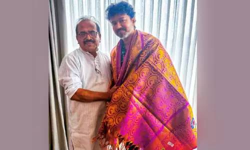 விஜய் முன்னிலையில் தவெகவில் இணைந்தார் நாஞ்சில் சம்பத்