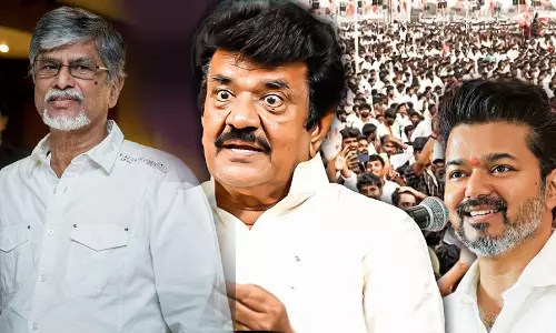 காங்கிரஸ் மூத்த தலைவருடன் விஜய்யின் தந்தை சந்திப்பு... கூட்டணிக்கு அச்சாரமா?