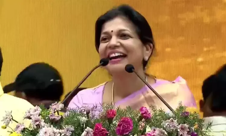 சவுமியா அன்புமணி தலைமையில் மகளிர் உரிமை மீட்பு பயணம் இன்று தொடக்கம் சவுமியா அன்புமணி தலைமையில் மகளிர் உரிமை மீட்பு பயணம் இன்று தொடக்கம்