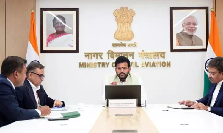 இண்டிகோ நிறுவனத்தின் மீது உரிய நடவடிக்கை: விமான போக்குவரத்து துறை மந்திரி உறுதி இண்டிகோ நிறுவனத்தின் மீது உரிய நடவடிக்கை: விமான போக்குவரத்து துறை மந்திரி உறுதி