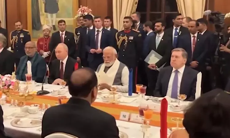 ’முருங்கை சாறு, பாதாம் அல்வா’ ஜனாதிபதி மாளிகையில்... ... இன்றைய முக்கிய செய்திகள்... சில வரிகளில்... 06-12-2025 ’முருங்கை சாறு, பாதாம் அல்வா’ ஜனாதிபதி மாளிகையில்... ... இன்றைய முக்கிய செய்திகள்... சில வரிகளில்... 06-12-2025