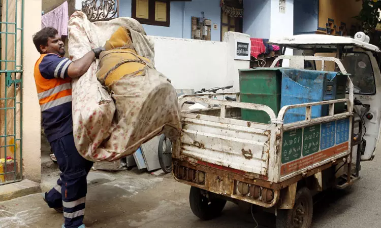 94 இடங்களிலிருந்து 42.89 டன் பழைய பொருட்கள் அகற்றம் - சென்னை மாநகராட்சி 94 இடங்களிலிருந்து 42.89 டன் பழைய பொருட்கள் அகற்றம் - சென்னை மாநகராட்சி