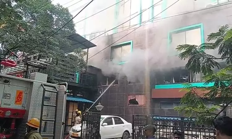 சென்னை: ஜி.எஸ்.டி. ஆணையர் அலுவலகத்தில் பயங்கர தீ விபத்து