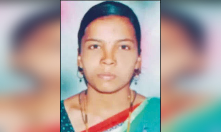 மதம் மாற கள்ளக்காதலன் வற்புறுத்தியதால் பெண் தற்கொலை