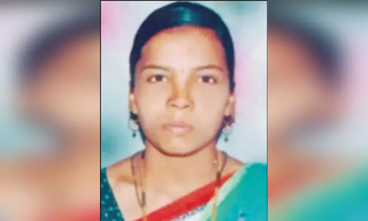 மதம் மாற கள்ளக்காதலன் வற்புறுத்தியதால் பெண் தற்கொலை மதம் மாற கள்ளக்காதலன் வற்புறுத்தியதால் பெண் தற்கொலை