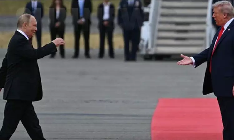 ரஷியா குறித்த தனது பாதுகாப்புக் கொள்கையை மாற்றிய அமெரிக்கா ரஷியா குறித்த தனது பாதுகாப்புக் கொள்கையை மாற்றிய அமெரிக்கா