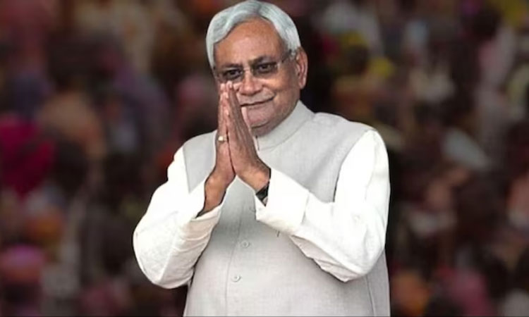 10 முறை முதல்-மந்திரி: உலக சாதனை புத்தகத்தில் இடம் பிடித்த நிதிஷ்குமார்