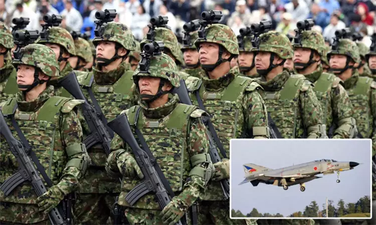 சீன போர் விமானத்தை விரட்டியடித்த ஜப்பான் ராணுவம்