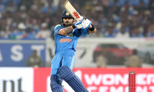 சச்சின் சாதனையை முறியடித்த விராட் கோலி சச்சின் சாதனையை முறியடித்த விராட் கோலி