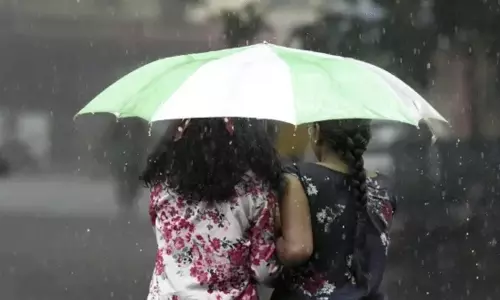 7 மாவட்டங்களில் மதியம் 1 மணி வரை மழைக்கு வாய்ப்பு 7 மாவட்டங்களில் மதியம் 1 மணி வரை மழைக்கு வாய்ப்பு