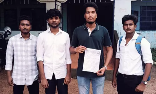 அரசு பள்ளியில் கழிவறையின்றி மாணவர்கள் அவதி: நடவடிக்கை எடுக்க இந்திய மாணவர் சங்கம் கோரிக்கை அரசு பள்ளியில் கழிவறையின்றி மாணவர்கள் அவதி: நடவடிக்கை எடுக்க இந்திய மாணவர் சங்கம் கோரிக்கை