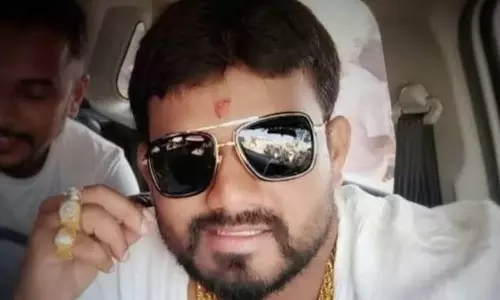 கர்நாடகா: காங்கிரஸ் நிர்வாகி வெட்டிக்கொலை - அதிர்ச்சி சம்பவம் கர்நாடகா: காங்கிரஸ் நிர்வாகி வெட்டிக்கொலை - அதிர்ச்சி சம்பவம்