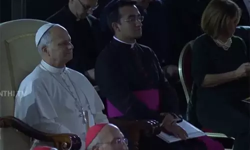 வாடிகனில் ‘ஏழைகளுடன் இசை நிகழ்ச்சி’ - போப் லியோ பங்கேற்பு வாடிகனில் ‘ஏழைகளுடன் இசை நிகழ்ச்சி’ - போப் லியோ பங்கேற்பு