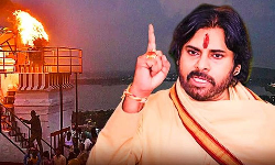 சனாதன தர்மம் குருட்டு நம்பிக்கையின் சின்னம் அல்ல - பவன் கல்யாண் சனாதன தர்மம் குருட்டு நம்பிக்கையின் சின்னம் அல்ல - பவன் கல்யாண்