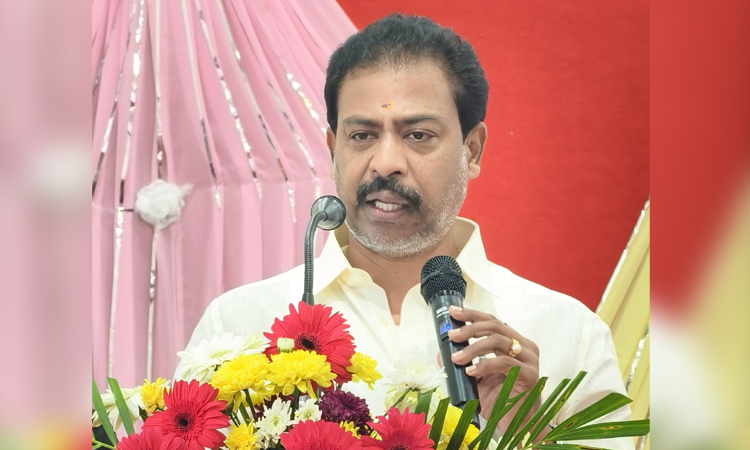 பழனி: அமைச்சர்கள் பங்கேற்ற நிகழ்ச்சி - கோபத்தில் வெளியேறிய தி.மு.க. எம்.எல்.ஏ.வால் பரபரப்பு