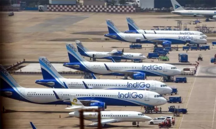 இண்டிகோ ஏர்லைன்ஸ் சந்தை மதிப்பு கடும் வீழ்ச்சி