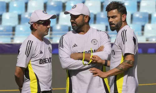 ஒருநாள் உலகக் கோப்பைக்கு இன்னும் 2 ஆண்டுகள்.. ரோகித் சர்மாவும், கோலியும்.. - கம்பீர் பேட்டி ஒருநாள் உலகக் கோப்பைக்கு இன்னும் 2 ஆண்டுகள்.. ரோகித் சர்மாவும், கோலியும்.. - கம்பீர் பேட்டி