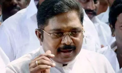 ஆசிரியர்களின் நியாயமான கோரிக்கைகளை ஏற்க தமிழக அரசு முன்வர வேண்டும் - டிடிவி தினகரன் ஆசிரியர்களின் நியாயமான கோரிக்கைகளை ஏற்க தமிழக அரசு முன்வர வேண்டும் - டிடிவி தினகரன்