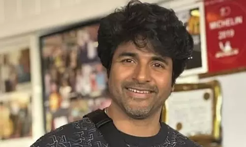 வைரலாகும் சிவகார்த்திகேயனின் புதிய தோற்றம் வைரலாகும் சிவகார்த்திகேயனின் புதிய தோற்றம்