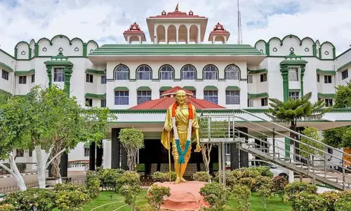 ராஜராஜ சோழனுக்கு மணிமண்டபம் கட்ட அனுமதி கோரிய மனு; ஐகோர்ட்டில் வழக்கு முடித்துவைப்பு