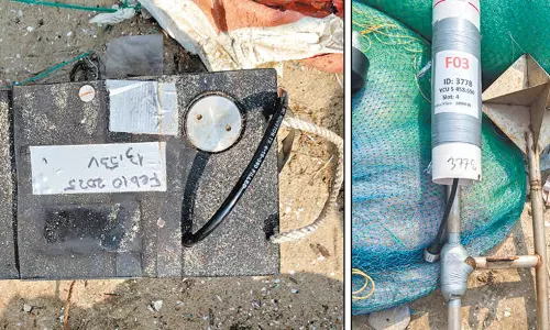 திருவள்ளூர்: மீனவர் வலையில் சிக்கிய மர்மப்பொருள் திருவள்ளூர்: மீனவர் வலையில் சிக்கிய மர்மப்பொருள்