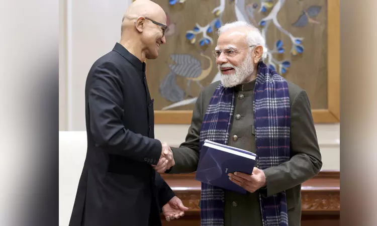 இந்தியாவில் 1.57 லட்சம் கோடி ரூபாய் மைக்ரோசாப்ட் முதலீடு; வாய்ப்பளித்த பிரதமருக்கு நன்றி - சத்யா நாதெல்லா இந்தியாவில் 1.57 லட்சம் கோடி ரூபாய் மைக்ரோசாப்ட் முதலீடு; வாய்ப்பளித்த பிரதமருக்கு நன்றி - சத்யா நாதெல்லா