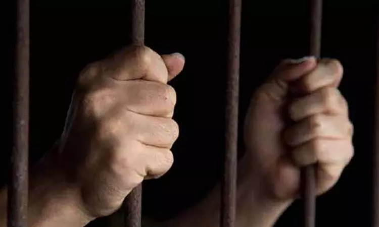 சிறுமியிடம் சில்மிஷம் செய்த 2 சிறுவர்களுக்கு சிறை சிறுமியிடம் சில்மிஷம் செய்த 2 சிறுவர்களுக்கு சிறை