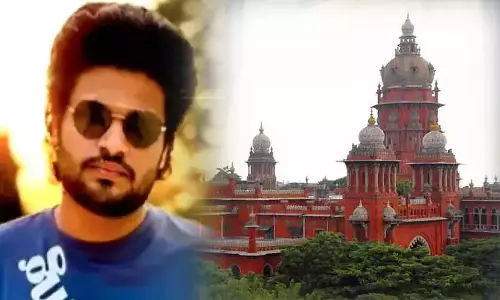 ஆகாஷ் பாஸ்கரன் வழக்கில் ஐகோர்ட்டு அதிரடி உத்தரவு ஆகாஷ் பாஸ்கரன் வழக்கில் ஐகோர்ட்டு அதிரடி உத்தரவு