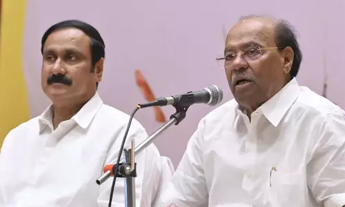 இனி என் பெயர், படத்தை பயன்படுத்த அன்புமணிக்கு உரிமை இல்லை - ராமதாஸ் ஆவேசம் இனி என் பெயர், படத்தை பயன்படுத்த அன்புமணிக்கு உரிமை இல்லை - ராமதாஸ் ஆவேசம்