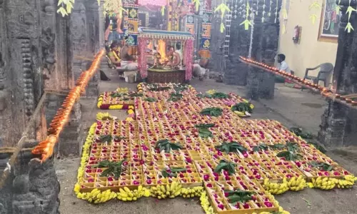 திருவெண்காடு சுவேதாரண்யேஸ்வரர் கோவிலில் 1008 சங்காபிஷேகம் திருவெண்காடு சுவேதாரண்யேஸ்வரர் கோவிலில் 1008 சங்காபிஷேகம்