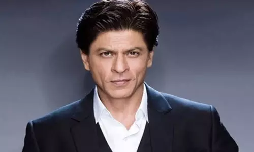 2025-ம் ஆண்டுக்கான ஸ்டைலிஸ் பிரபலங்கள் பட்டியலில் ஷாருக்கான் 2025-ம் ஆண்டுக்கான ஸ்டைலிஸ் பிரபலங்கள் பட்டியலில் ஷாருக்கான்