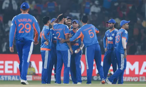 தென் ஆப்பிரிக்காவுக்கு எதிரான டி20: இந்திய அணி அபார வெற்றி தென் ஆப்பிரிக்காவுக்கு எதிரான டி20: இந்திய அணி அபார வெற்றி