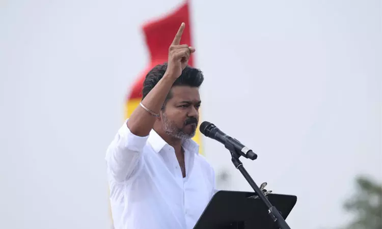 விஜய் தலைமையில் நாளை தவெக மாவட்ட செயலாளர்கள்... ... இன்றைய முக்கிய செய்திகள்.. சில வரிகளில்.. 10-12-2025 விஜய் தலைமையில் நாளை தவெக மாவட்ட செயலாளர்கள்... ... இன்றைய முக்கிய செய்திகள்.. சில வரிகளில்.. 10-12-2025