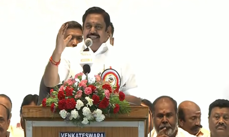 சட்டசபை தேர்தலில் அதிமுக கூட்டணி 210 இடங்களில் வெல்லும்: பொதுக்குழுவில் எடப்பாடி பழனிசாமி உறுதி